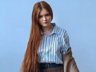 camslut fingering wet pussy GwynBujarski