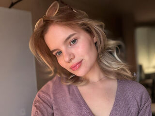 girl cam free HeidyNemzin