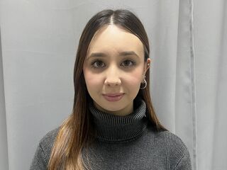 girl fingering shaved pussy IdaWells