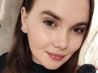 hot cam whore InesZollo