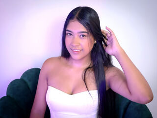 live webcam girl IvonneLaurent
