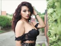 naughty cam bitch JadeCassidyy