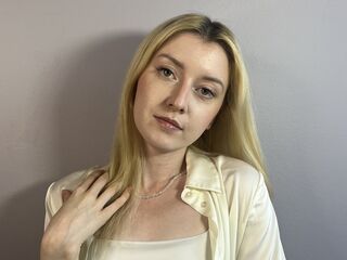 naughty cam bitch JeanneHolmes