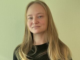 chat room cam JeniferFerrarini