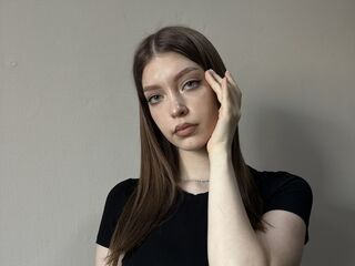 fingering camslut JennetteLefter