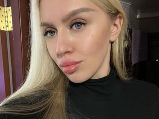 free webcam chat JudiJadore