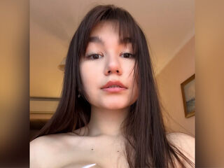 bedroom live webcam JuliaCutee