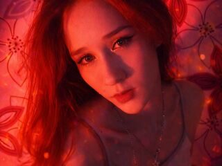 free webcam chat JulieCusanelli