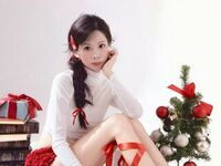 live webcam model JulieLuLu