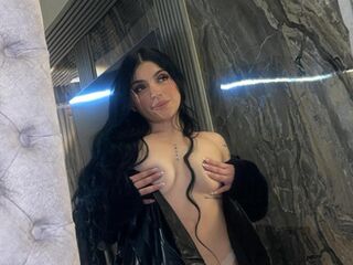 cam girl masturbating with dildo JulietaMessy