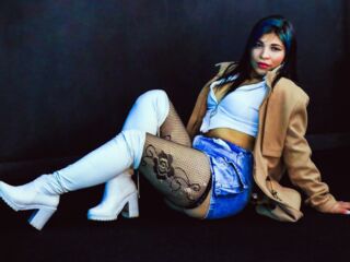 camgirl fingering pussy KatalinaMachado