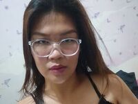 cam girl masturbating with dildo KatieGoodall