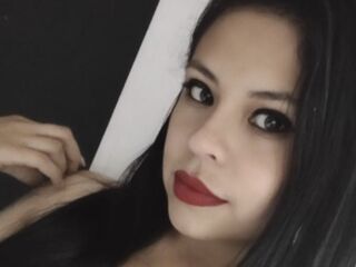 naked webcam girl photo KellyLoraine