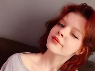 webcam bitch KiraCurt