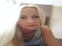 sexy live webcam girl KiraSune