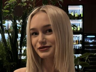 camgirl porn webcam KristinaDanes