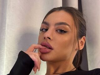 adult cam chat KristyDol