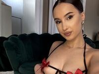 fingering camgirl video LaraSkye