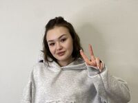 masturbating camgirl LavernaMonnot