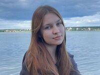 cam girl masturbating with dildo LeaDeeg