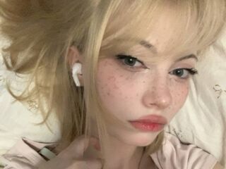 hot webcam slut LeonardaZeeman