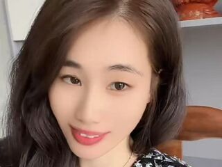 webcamgirl chat LeslieYi