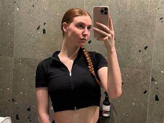 chat room live webcam LessieNunz