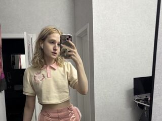 adult live cam LilaMik