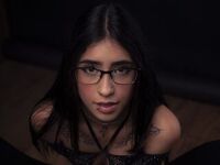 nude cam pic LiliCollyns
