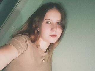 camwhore masturbating with vibrator LisaRoze