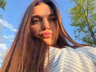 naked cam girl masturbating LisabethBerczel