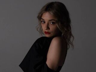 free live cam LolaKiki