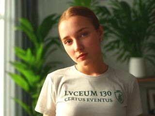 camgirl webcam photo LorettaBattersby