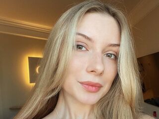 nude webcamgirl picture LucieStupak