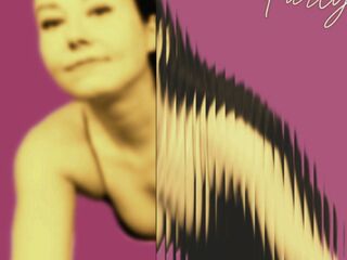 fingering camwhore LucyLevatto