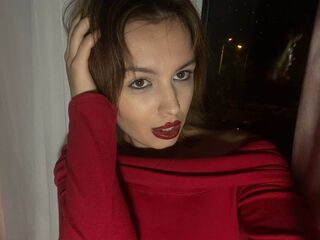 shaved pussy cam LunaBlume