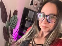 hot camslut LyannaAna