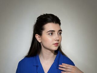 masturbating camgirl LynnetteTrenor