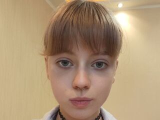 cam girl masturbating with vibrator MabelZesati