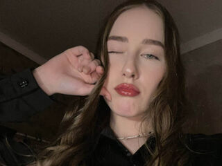 naked webcamgirl picture MacieAragones