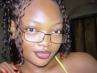 jasmin webcam model MakyDina