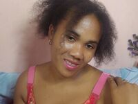 cam girl playing with vibrator MalalaFelicia