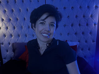 erotic webcam video MarietteAdams