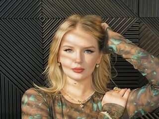 babe web cam MiaLloydy