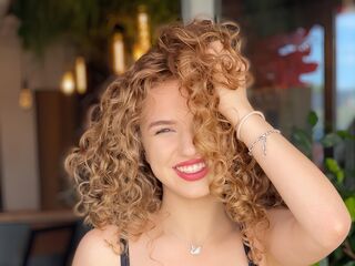 cam girl masturbating with sextoy MiaPolanska