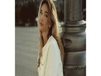 adult live cam MiraStarlet