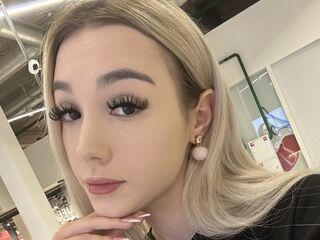 camwhore shaving pussy MollieClasby