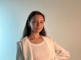 adult web cam MonetPregler