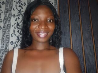 naked webcam girl picture MooreAngelica