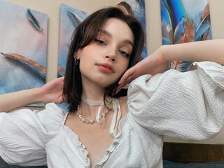 topless webcamgirl NanaOsaka